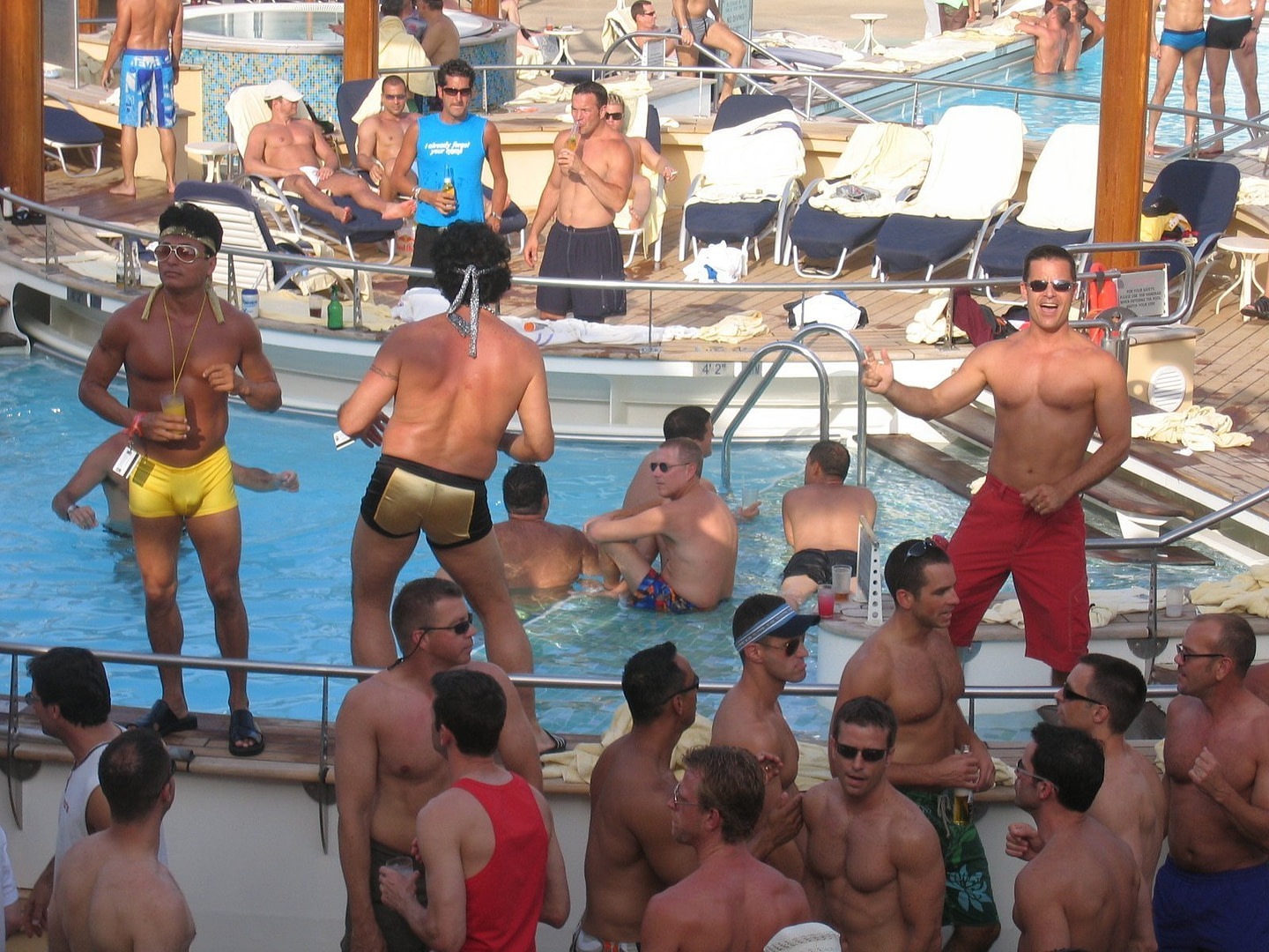 Pool party